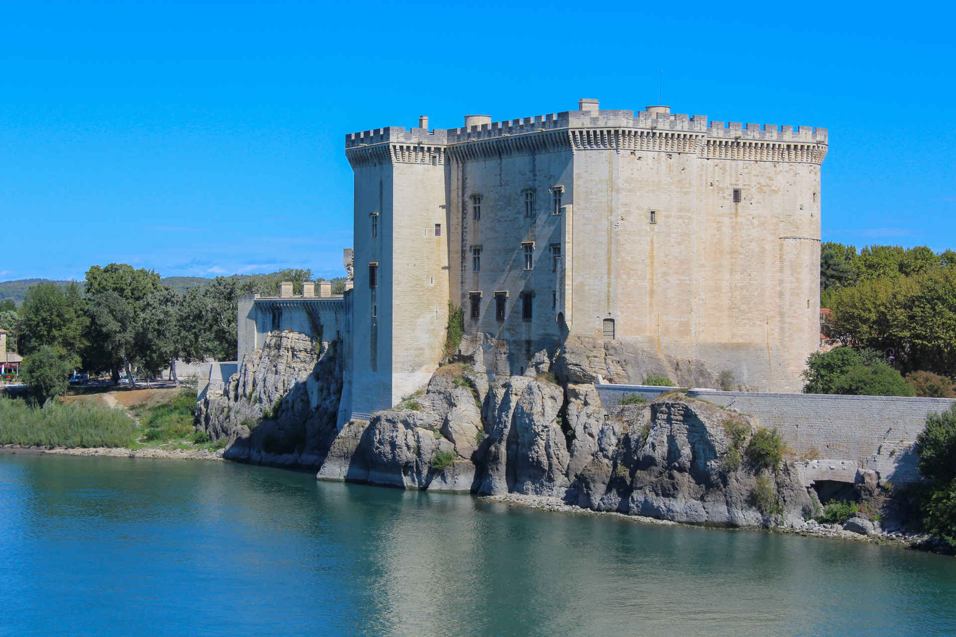 chateau-de-tarascon