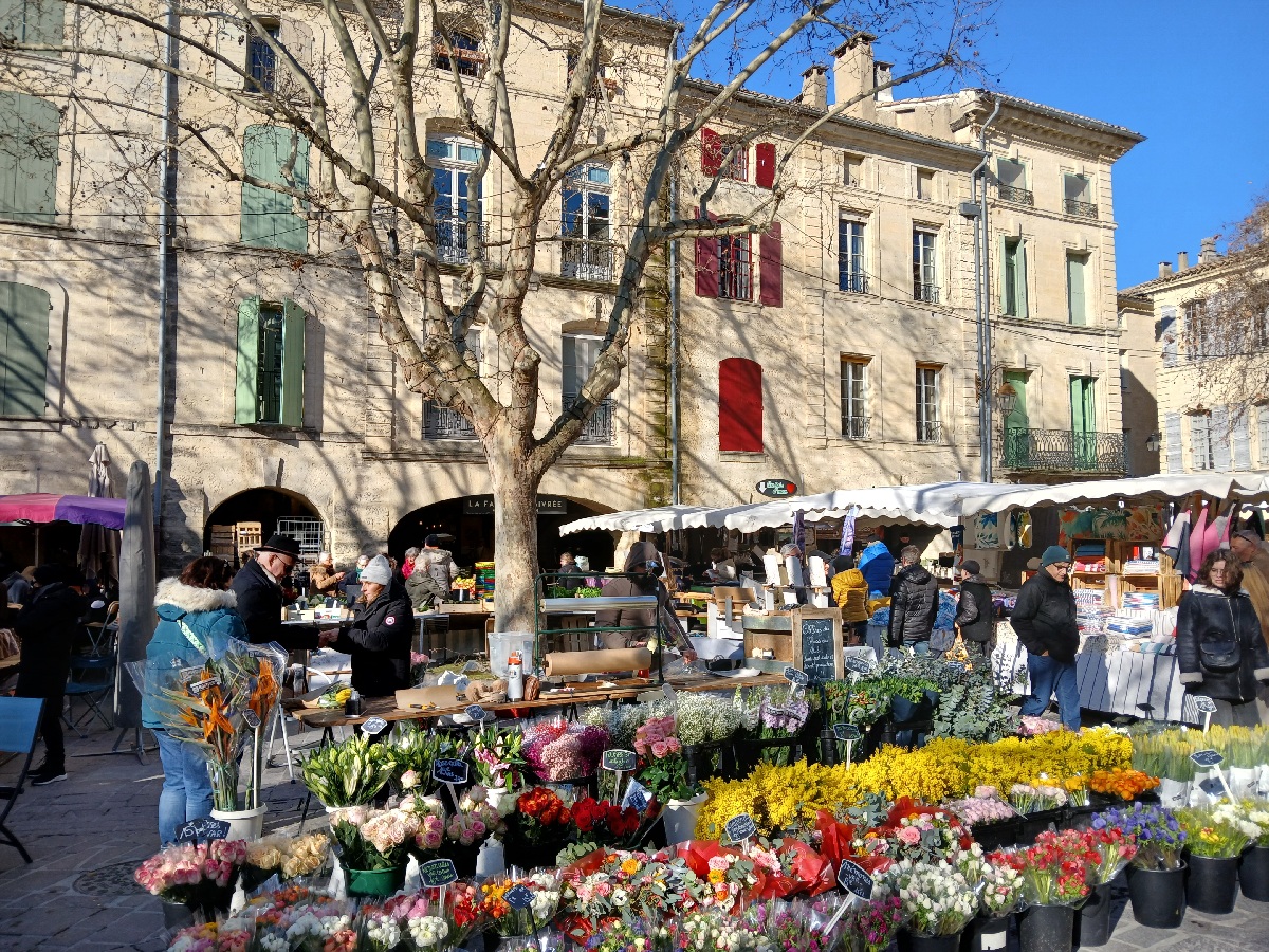 Uzes-marche LE BRIANCONNAIS EN HIVER